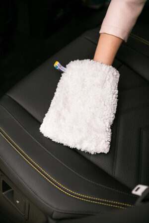 172259469766acb589e1552 Rinkinys „NOVA White Glove“ pirštinė su nano muiliuku